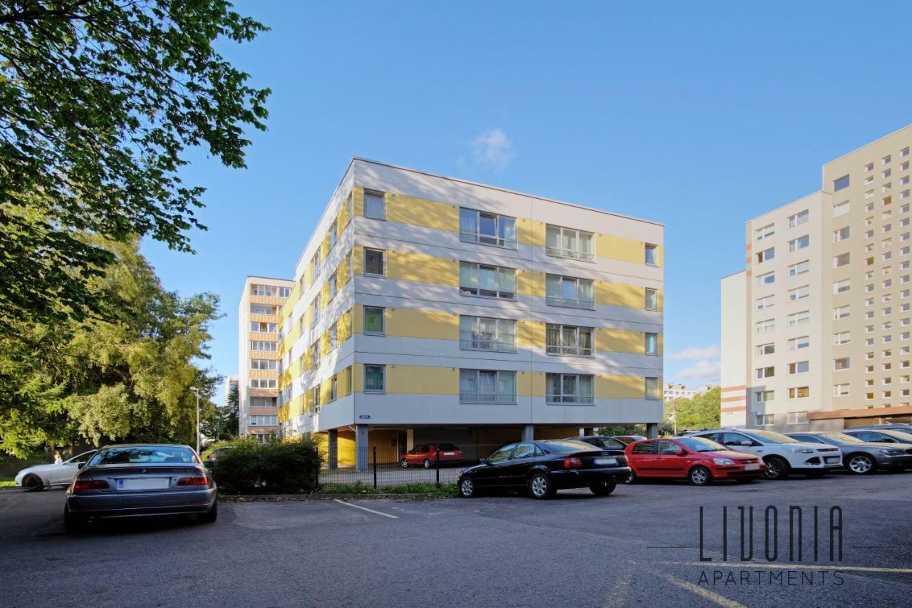 Sunny Studio With Parking, Self-Check-In & Wi-Fi Таллин Экстерьер фото