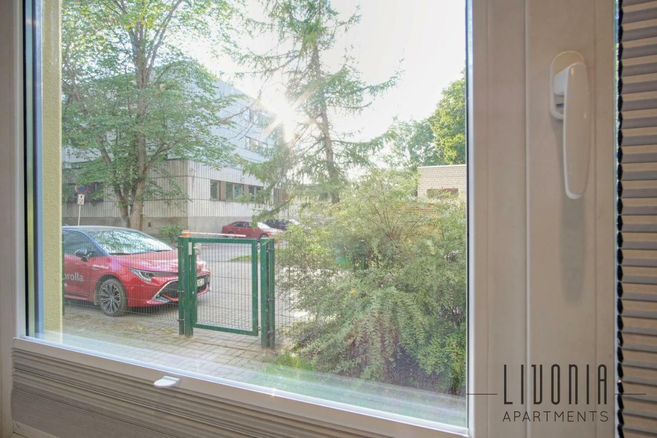 Sunny Studio With Parking, Self-Check-In & Wi-Fi Таллин Экстерьер фото